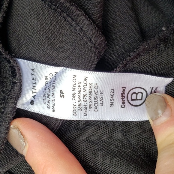 ATHLETA VENICE PINTUCK PANT Sold out black SP - Picture 13 of 15